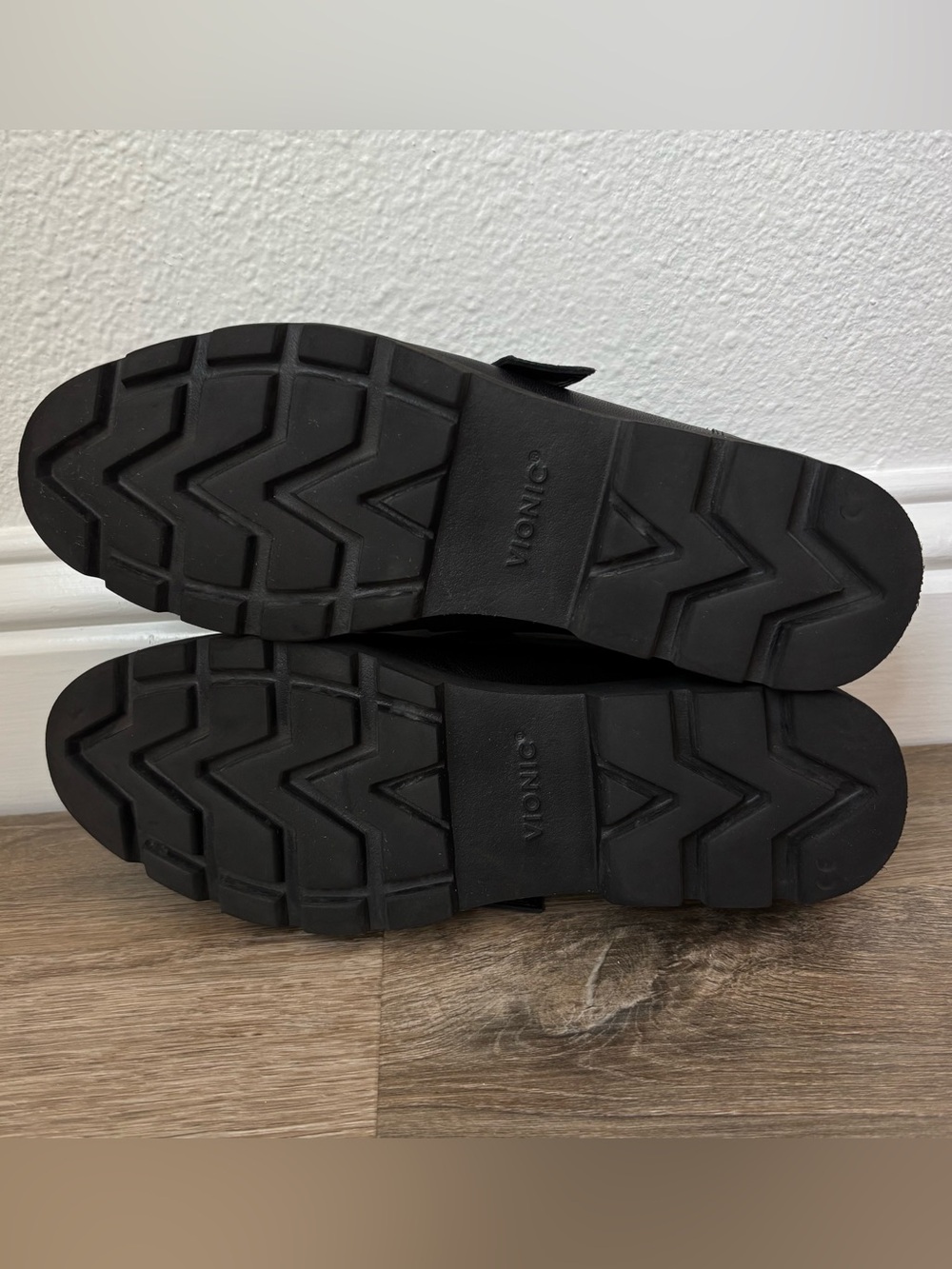 Vionic Carmen Black Leather Mary Jane Shoes Flats Size 9 - Picture 13 of 14